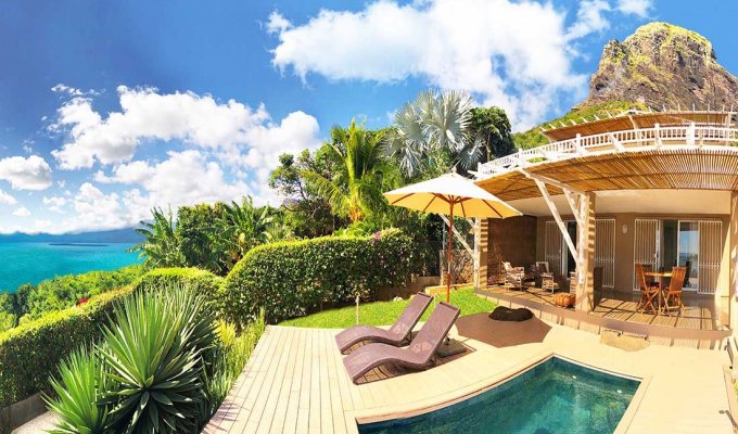 Le Morne Villa holiday rental at 6 mins from Le Paradis Hotel & Golf courses