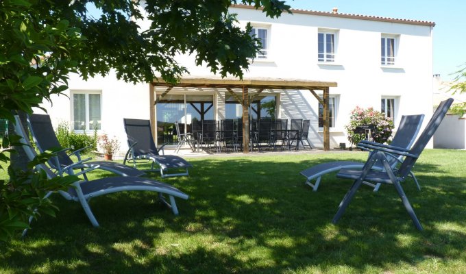 Vendee Holiday Home Rental Puy du Fou heated pool group