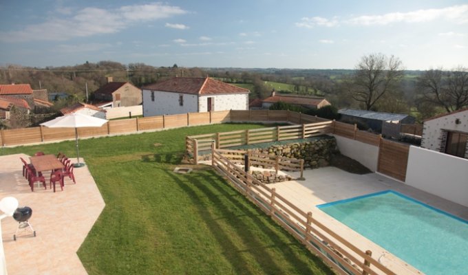 Vendee Holiday Home Rental La Roche sur Yon with heated pool for group