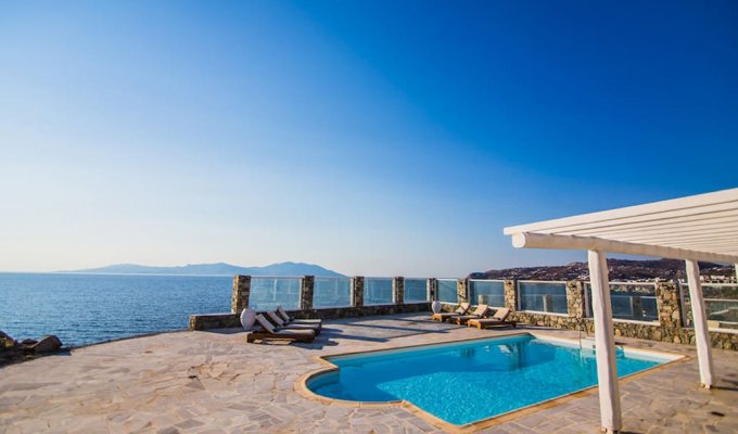 Greece villa vacation rentals