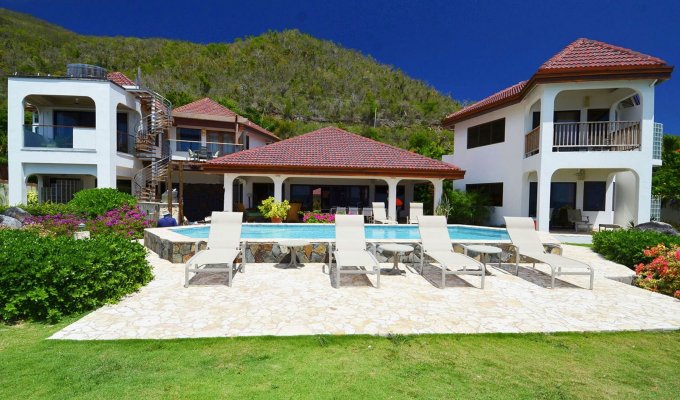 BVI Virgin Gorda Beachfront Villa Vacation rental Mahoe Bay beach Pool Staff Kayaks