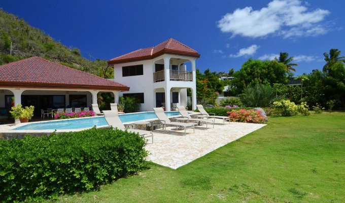 BVI Virgin Gorda Beachfront Villa Vacation rental Mahoe Bay beach Pool Staff Kayaks