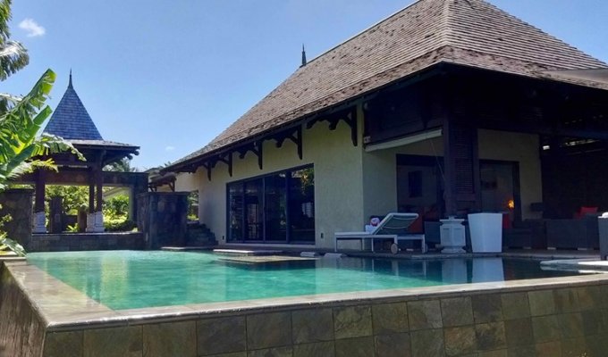 Mauritius Luxury Villa rental Bel Ombre at 100 m from beach  and Access to the So Sofitel Beach club