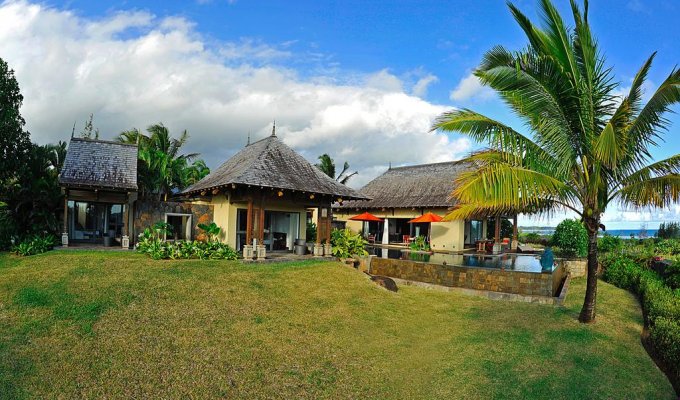 Mauritius Luxury Villa rental Bel Ombre at 200 m from beach  and access to the So Sofitel Beach club