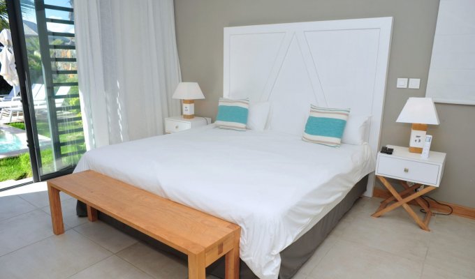 Mauritius West Coast villa rental La Preneuse Beach in a complex with restaurant & services 