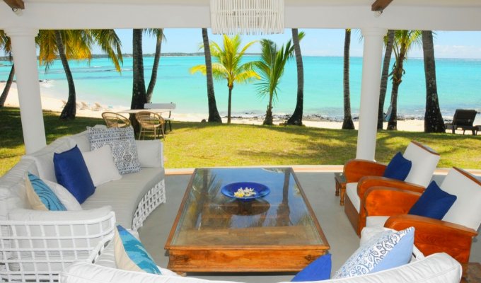 Mauritius Beachfront Villa rental in Belle Mare close to the golf course