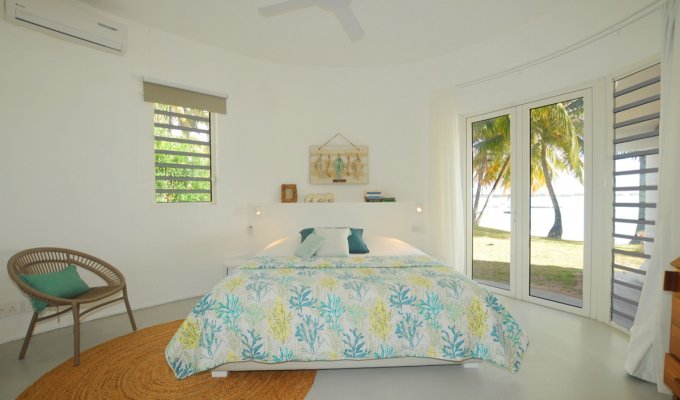 Mauritius Beachfront Villa rental in Belle Mare close to the golf course