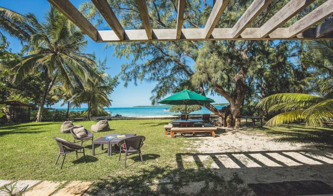 Mauritius Beachfront Villa Rentals in Trou d'Eau Douce close to Cerfs Island with staff