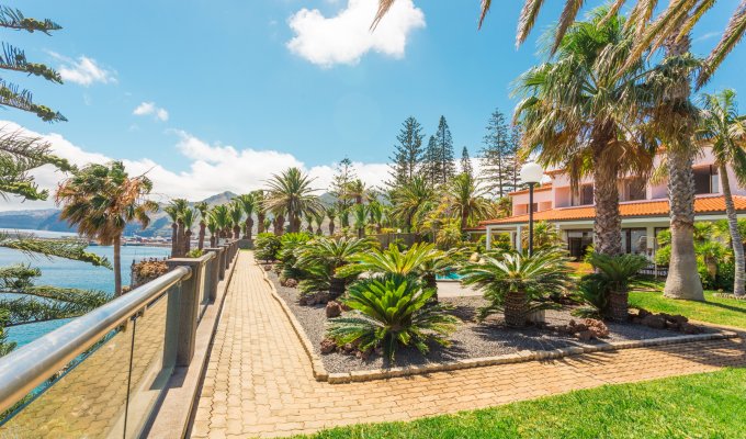 Funchal Portugal Villa Rental beachfront and 2 km from the Ponta de Sao Lourenco, Madeira