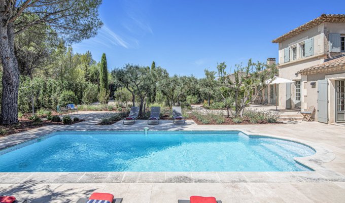 Saint Remy de Provence Luxury Villa Rental with Swimming Pool