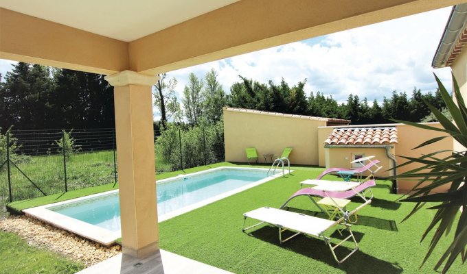 Monteux Provence Villa rental with private swimming pool