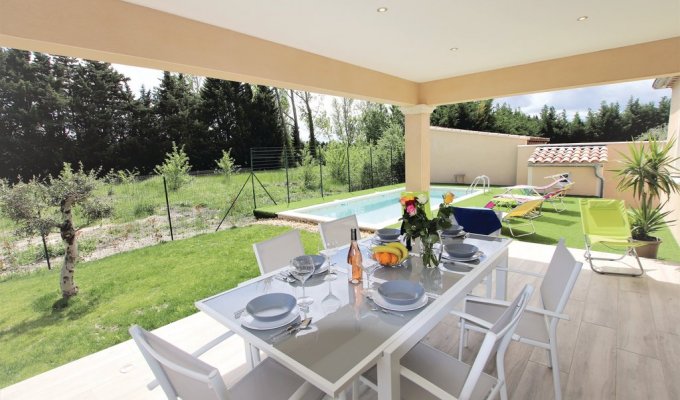 Monteux Provence Villa rental with private swimming pool