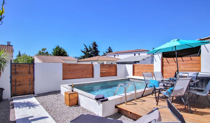 Salon de Provence Villa rental private swimming po