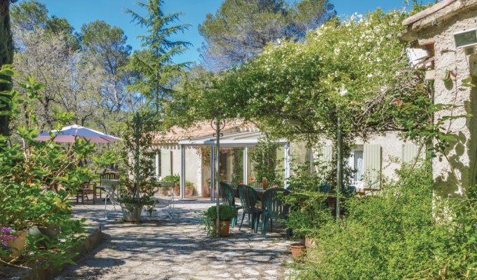 Provence Villa Rentals Aix-en-Provence Luberon pool