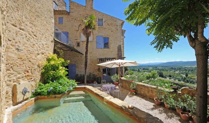 Provence Villa Rentals Aix-en-Provence Luberon with pool