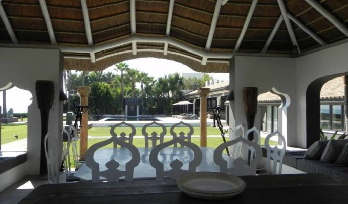 Outdoor dining area