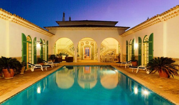 Albufeira Luxury Villa Holiday Rental beachfront with heated pool and staff, Algarve
