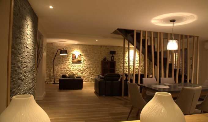 Titre EN : Champagne holiday home rental near Reims and Epernay with private spa sauna hammam jacuzzi