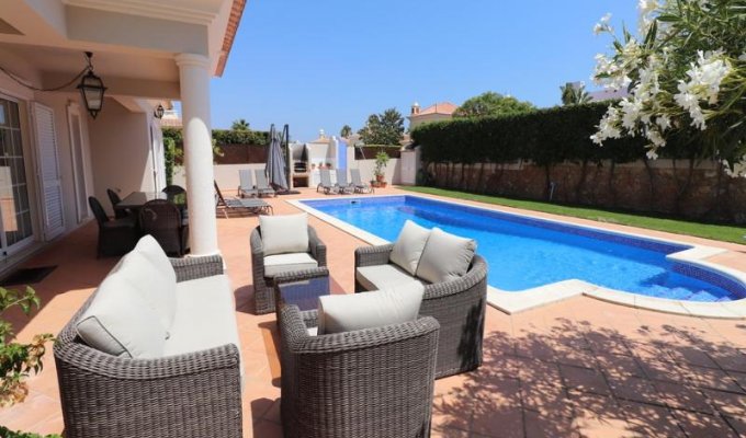 Vale do Lobo Villa Holiday Rental with private heated pool, close to golf course and beaches, Algarve