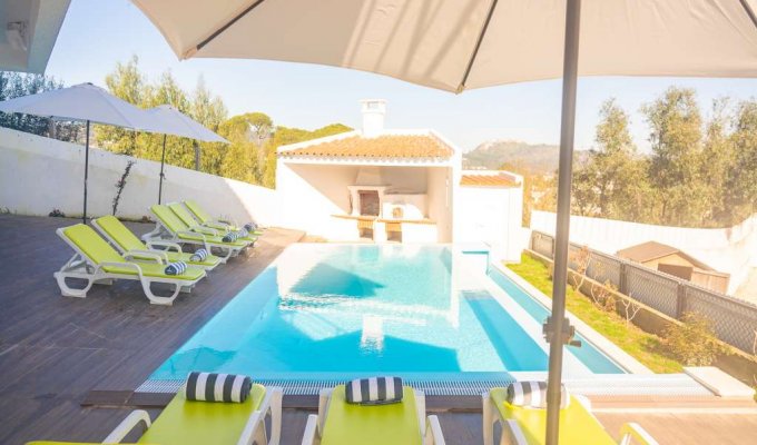 Setubal Villa Holiday Rental  with private pool, jacuzzi and games room, Lisbon Coast