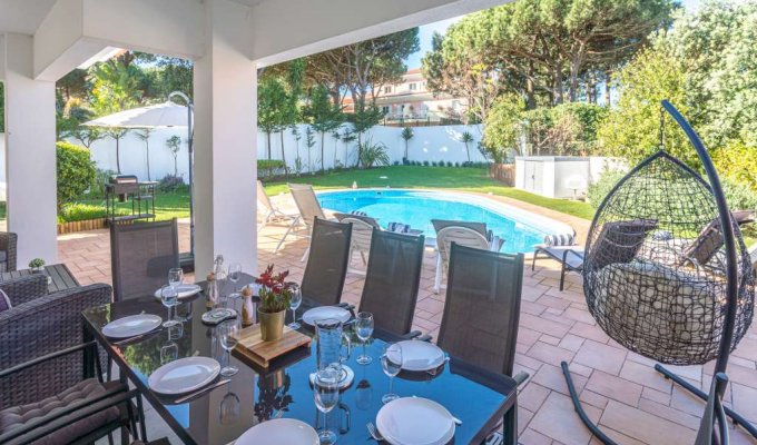 Cascais Villa Holiday Rental with heated private pool, games room and fitness room, Lisbon Coast