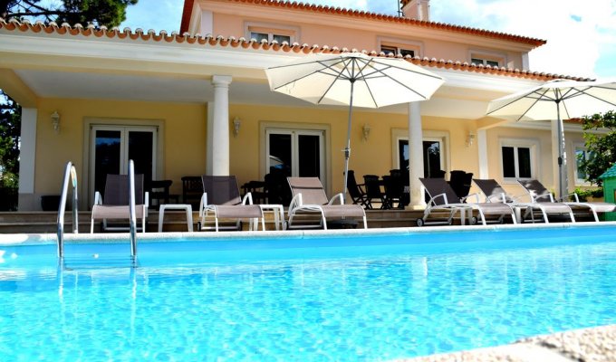 Aroeira Villa Holiday Rental  with private pool, Golf view and close to the beach, Lisbon Coast