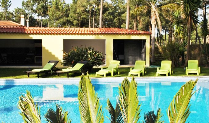 Aroeira Villa Holiday Rental with private pool, games room, on Golf course and close to the beach, Lisbon Coast