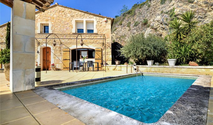 Rental in Provence Charming Villa in Boulbon with Swimming Pool