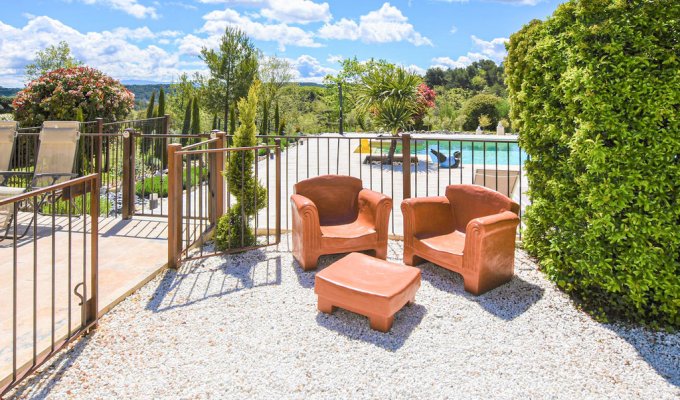 Luxury Villa in Murs Luberon with pool