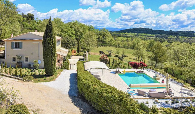 Luxury Villa in Murs Luberon with pool