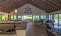 Mahoe Bay photo #6