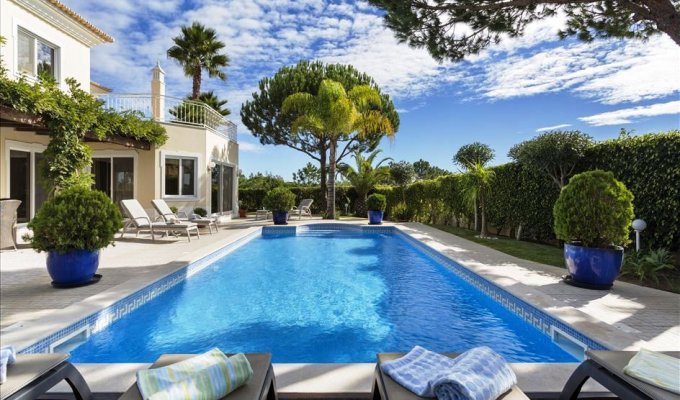 Vale do Lobo Villa Holiday Rental with private heated pool and close to the beach, Algarve