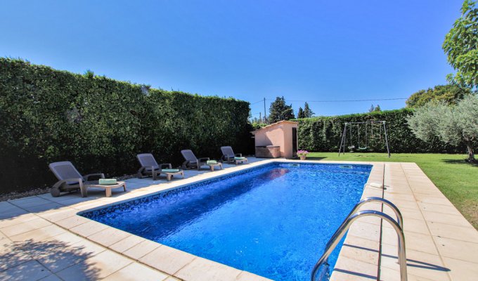 Carpentras Provence Holiday Home rental with private swimming pool