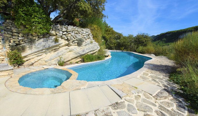 Luxury Mas Bonnieux Luberon Private swimming pool spa and sauna