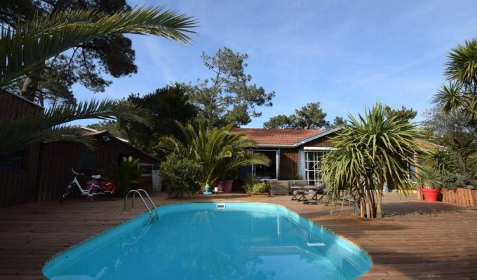 Cap Ferret villa rental pool