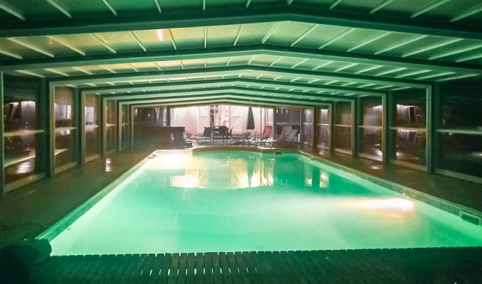 Bordeaux villa rental in Medoc heated pool