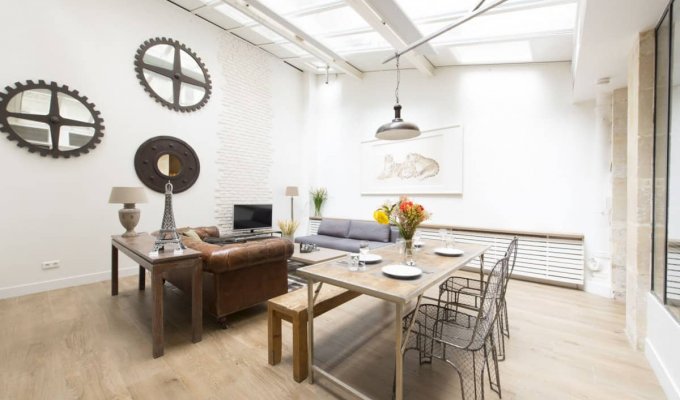 Paris Le Marais Holiday Apartment Rental 200m from Centre Pompidou