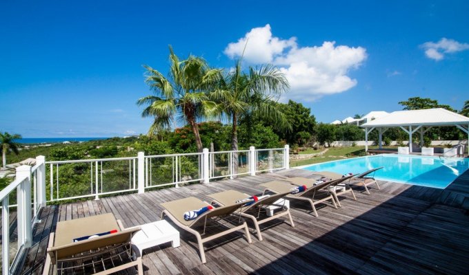 St Martin Terres Basses Villa rentals with private pool close to Plum Bay beach