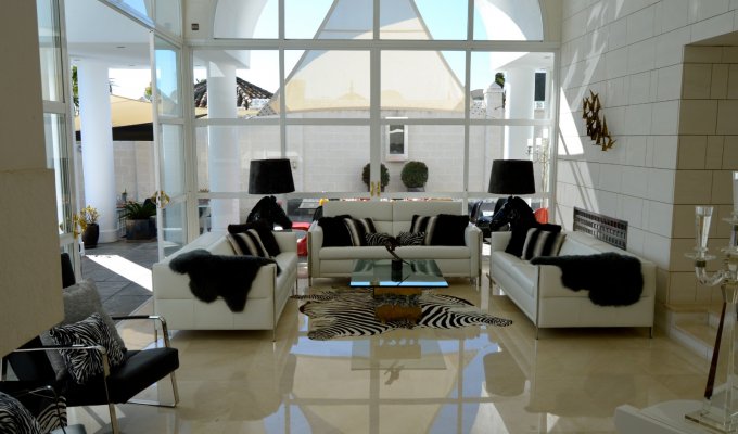 Main living room