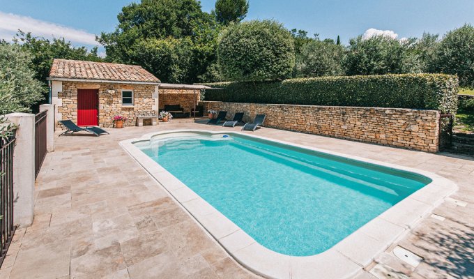 Villa rental with swimming pool in Lioux Luberon