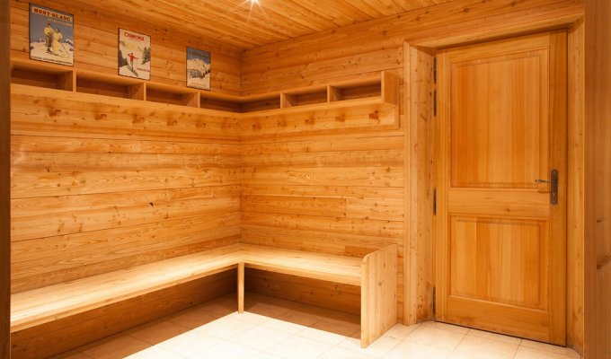 Serre Chevalier Luxury Chalet Rentals ski slopes with spa sauna and concierge services