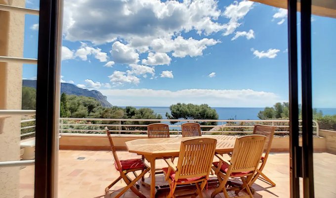 Villa rental Cassis Cote de Marseille private pool and sea view