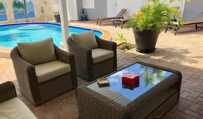 St Maarten Villa Rentals Beacon Hill with pool close to restaurants