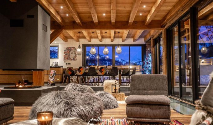 Serre Chevalier Luxury Chalet Rental near the slopes with spa, sauna, hammam and concierge service