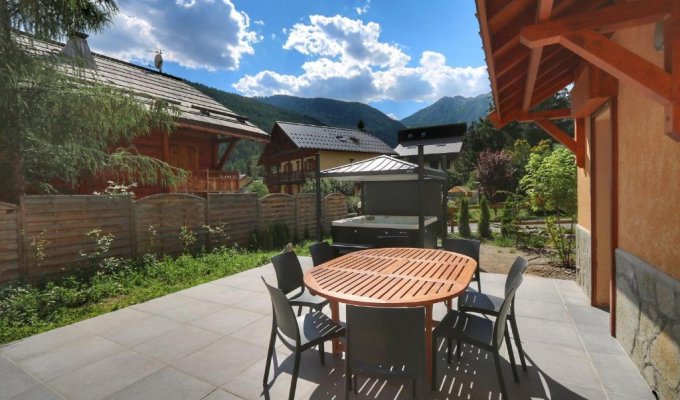 Serre Chevalier Luxury Chalet Rental near the slopes with spa sauna and concierge service