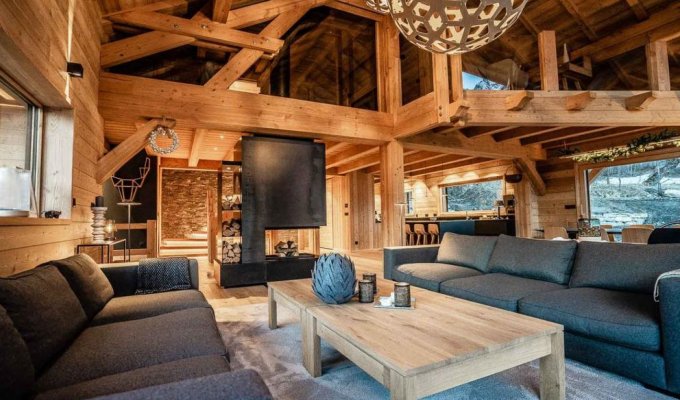 Serre Chevalier Luxury Chalet Rental near the slopes with sauna and concierge service