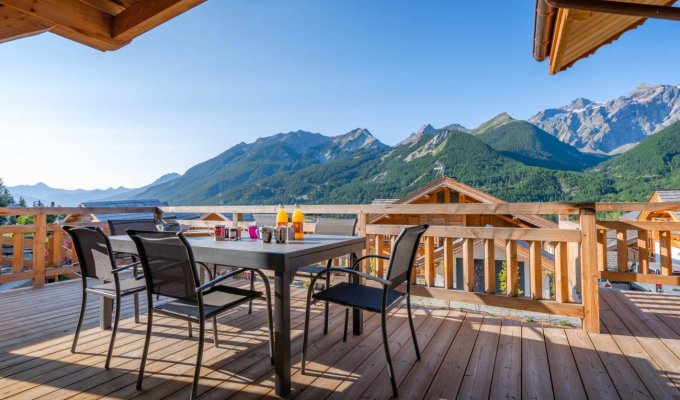 Serre Chevalier Luxury Chalet Rental at the foot of the slopes with concierge service