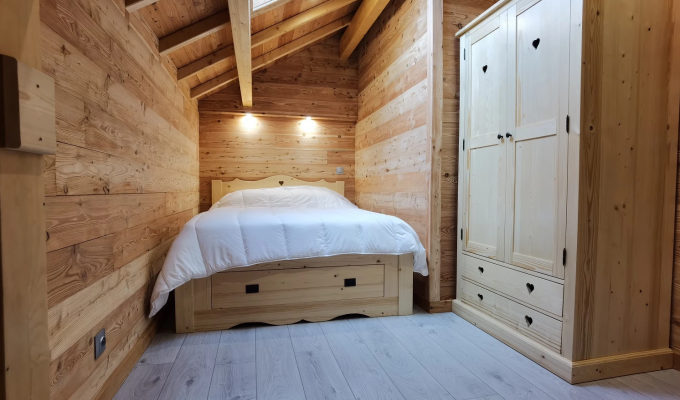 Luxury Chalet rental near slopes with spa sauna and concierge services