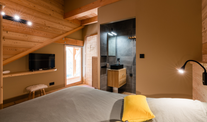 Luxury Chalet rental near slopes with concierge services