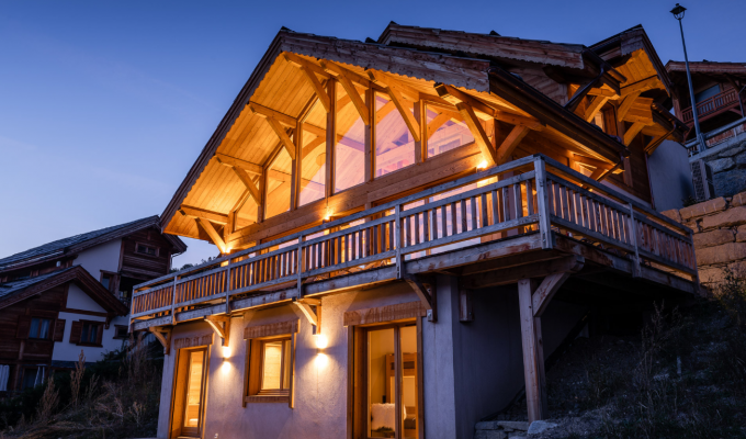 Luxury Chalet rental near slopes with concierge services